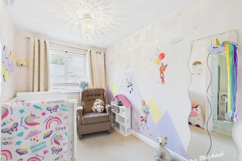 14 Harrow Close, Aylesbury, HP21 9AE