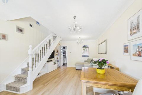 14 Harrow Close, Aylesbury, HP21 9AE