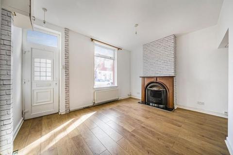 2 bedroom terraced house for sale, Bettesworth Road, Portsmouth, Hampshire, PO1 5RG