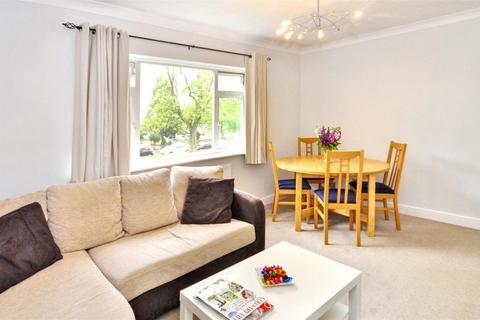 2 bedroom flat for sale, Talbot Court, Upper Holly Walk
