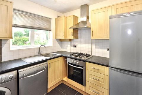 2 bedroom flat for sale, Talbot Court, Upper Holly Walk