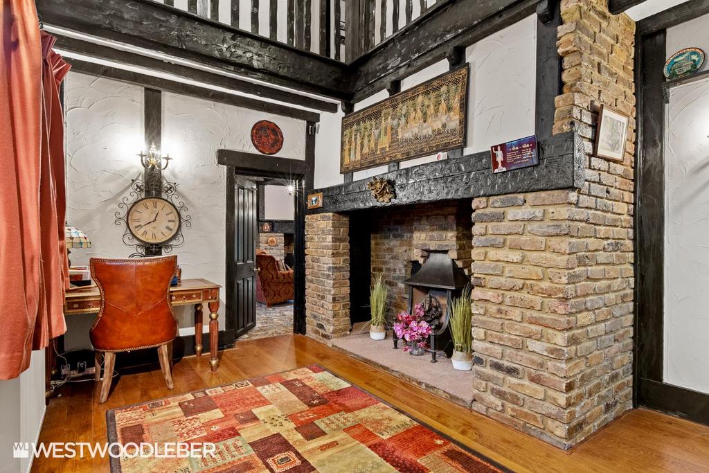 Tudor Heights 12.jpg