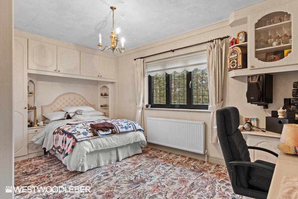 Tudor Heights 19.jpg
