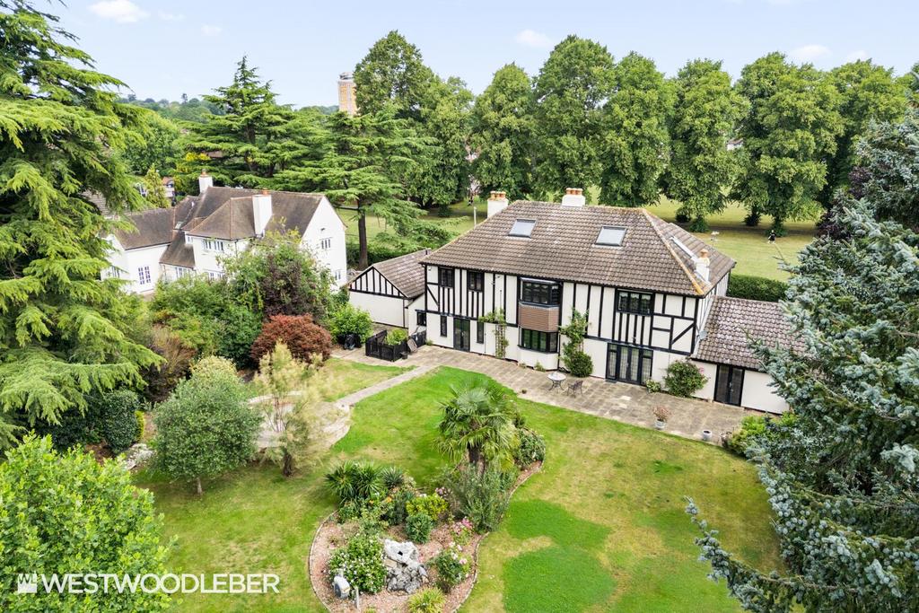 Tudor Heights 24.jpg