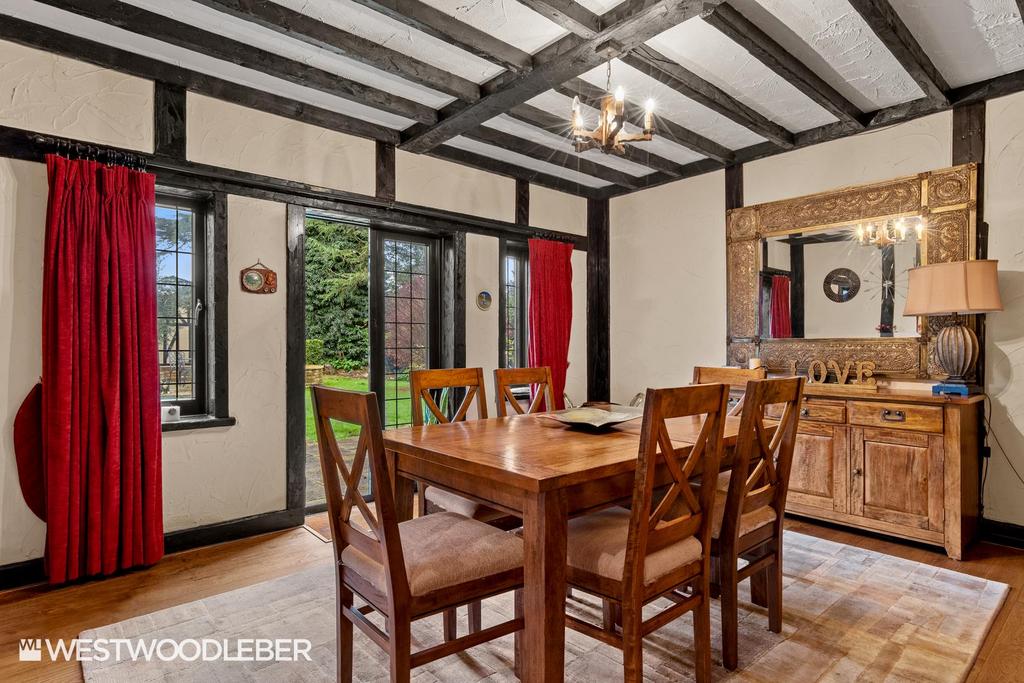 Tudor Heights 10.jpg