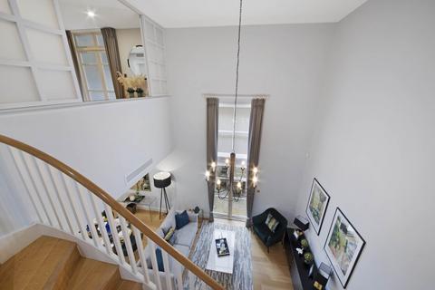 2 bedroom flat to rent, Woods Mews, Mayfair, W1