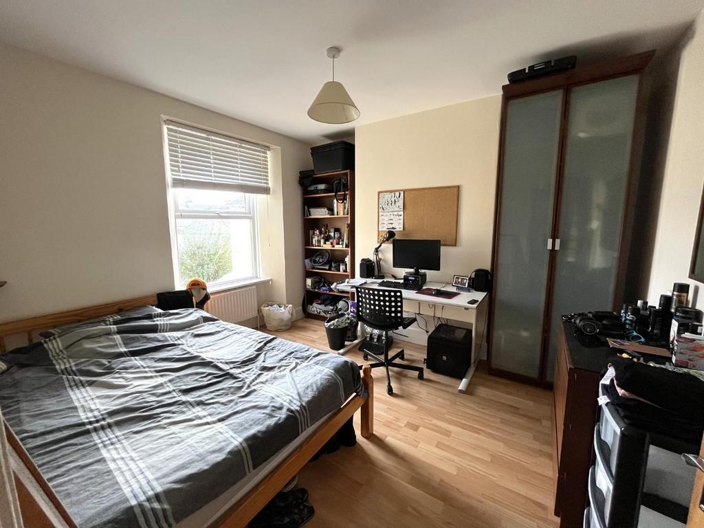 Bedroom 3.JPG