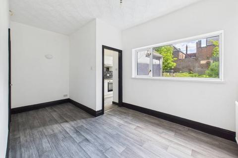3 bedroom end of terrace house for sale, Berkeley Street, Hull, HU3 1PR