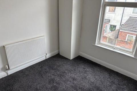 2 bedroom terraced house to rent, 3 Catherine Grove, Hull , HU3 3HZ