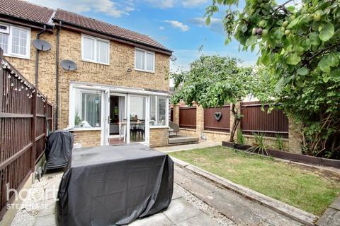 50 Carters Close, Stevenage, SG2 9QA