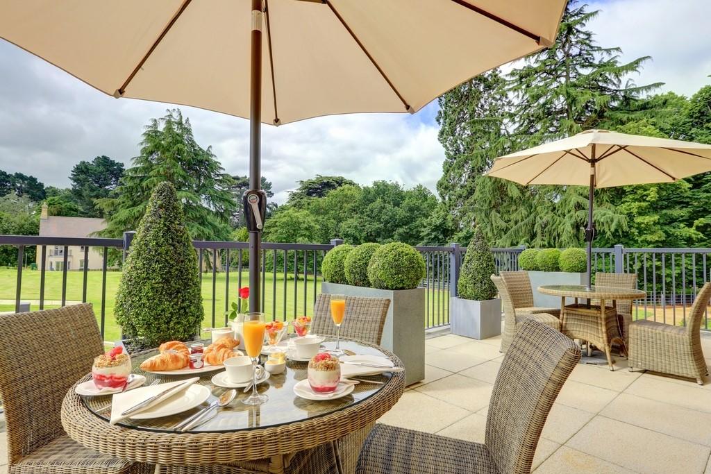 Restaurant Terrace