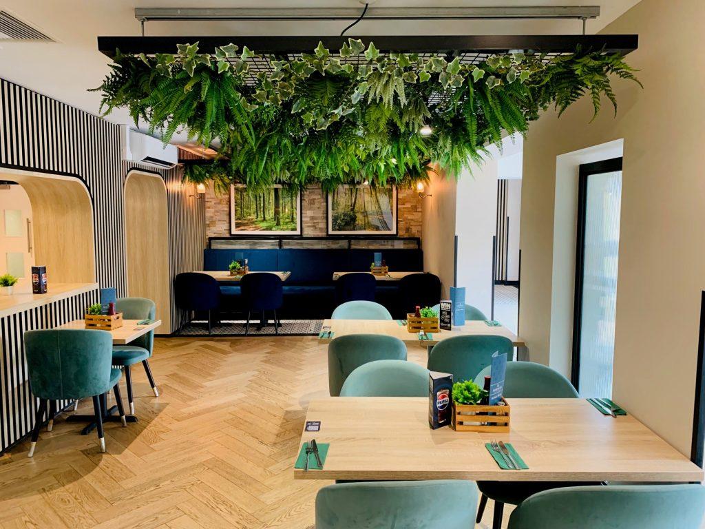Restaurant 8.jpg