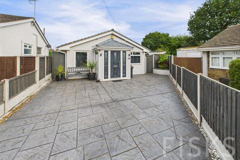 3 bedroom detached bungalow for sale, Lynton Road, Essex, SS7