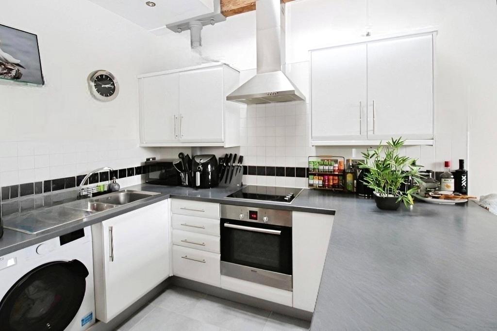 Kitchen/Living Room