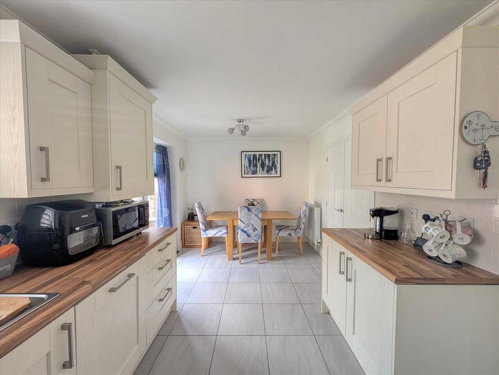 Kitchen / Diner