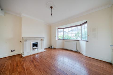 16 Avondale Road, Welling, DA16 1NQ