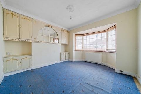 16 Avondale Road, Welling, DA16 1NQ