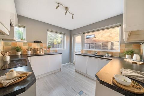 undefined, Richmond Drive, Shepperton, Surrey, TW17