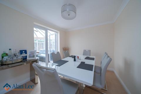 undefined, Redesmere Close, Macclesfield, SK10 3SJ