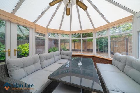 undefined, Redesmere Close, Macclesfield, SK10 3SJ