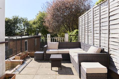 undefined, Randall Avenue, Dollis Hill