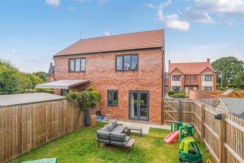 2 bedroom semi-detached house for sale, The Hawthorns, Ellesmere.