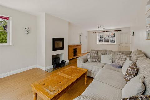 undefined, 164 Upper Welland Road, Malvern