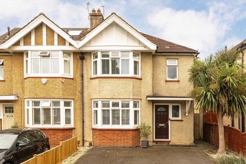 3 bedroom semi-detached house for sale, Hamilton Avenue, Surbiton KT6