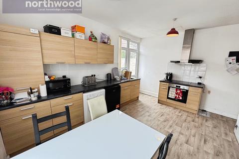 undefined, Poulton Road, Wirral CH44