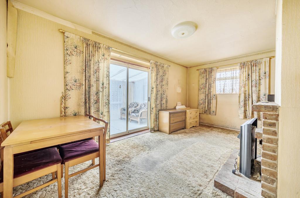 1330310-6-688374b...