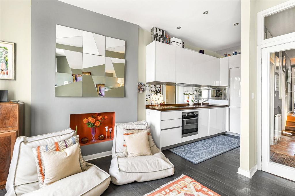 Reception/Kitchen