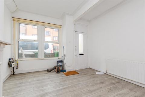 63 The Nursery, Erith, DA8 2EY