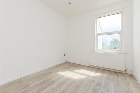 63 The Nursery, Erith, DA8 2EY