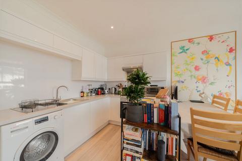1 bedroom flat for sale, Winchester Street, London SW1V