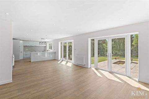 undefined, Pratts Lane, Mappleborough Green, B80 7BN