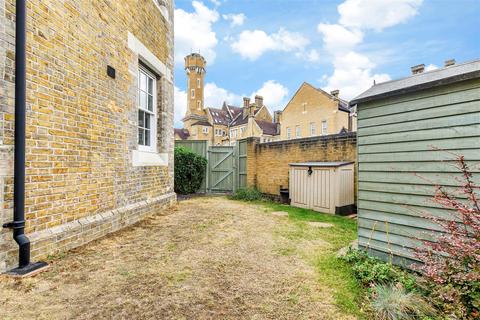 undefined, Chapel Drive, Dartford, Kent