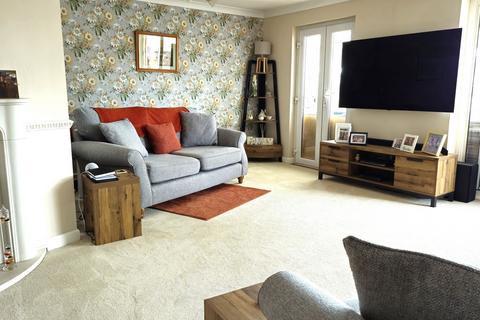 undefined, Alnwick, Swindon SN5
