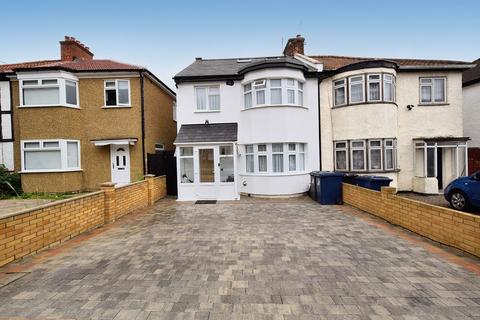 20 Highfield Avenue, Greenford, UB6 0JD