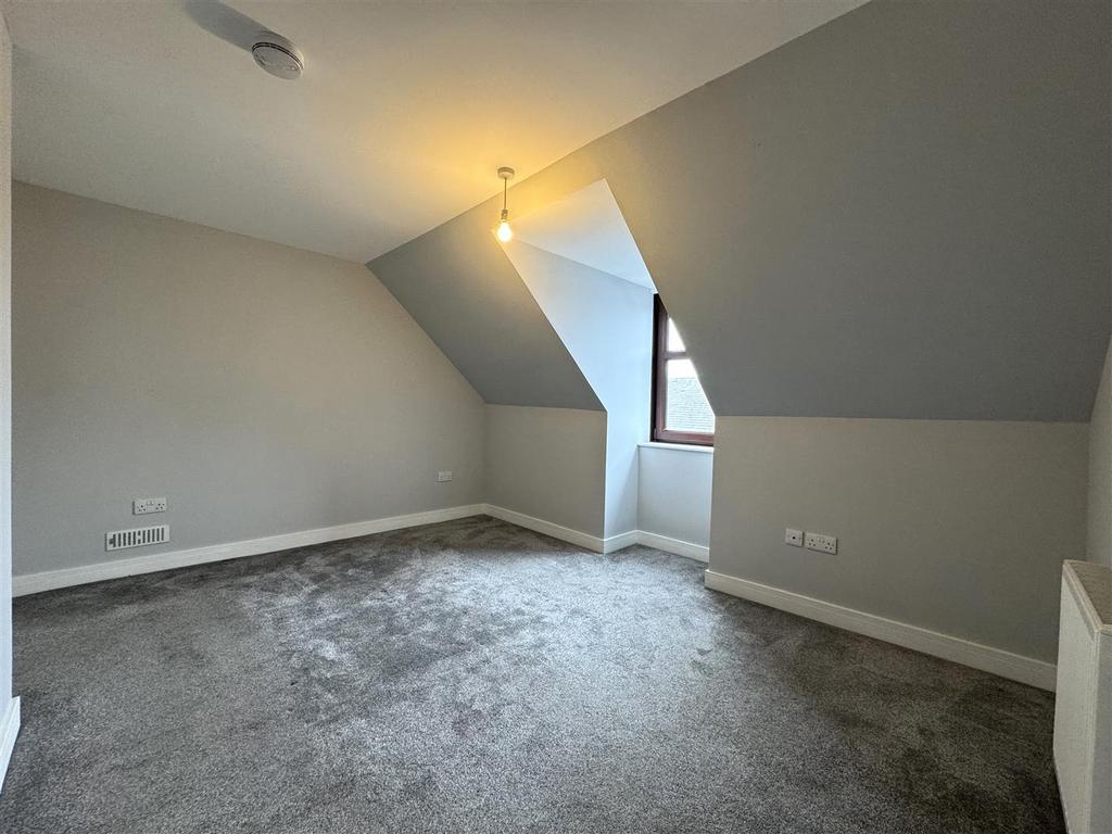 Bedroom 2.jpg