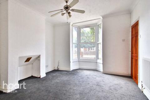 3 bedroom end of terrace house for sale, Norwich Road, Wisbech