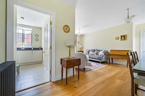 2 bedroom apartment for sale, Kings Drive, Midhurst, GU29