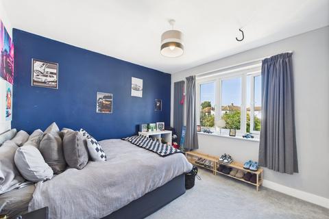 8 Dolphin Close, Worcester, WR2 6BG