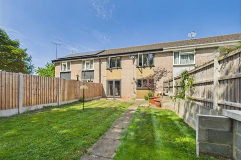 8 Dolphin Close, Worcester, WR2 6BG