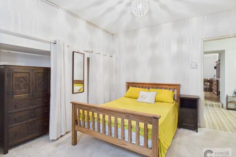 1 bedroom flat for sale, Oakford House, Combeinteignhead.