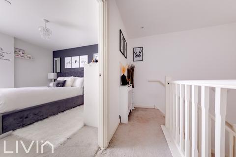 undefined, Croydon CR0