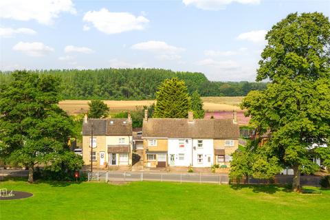 4 bedroom end of terrace house for sale, Hitchin Road, Stotfold, Bedfordshire, SG5