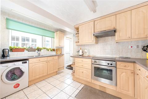 4 bedroom end of terrace house for sale, Hitchin Road, Stotfold, Bedfordshire, SG5