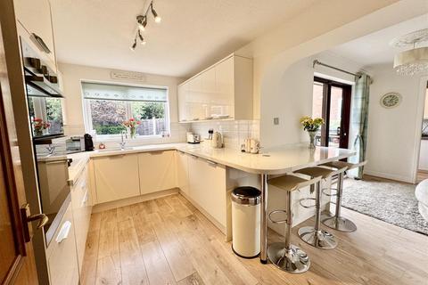 4 bedroom detached house for sale, Oaks Wood Drive, Darton, Barnsley