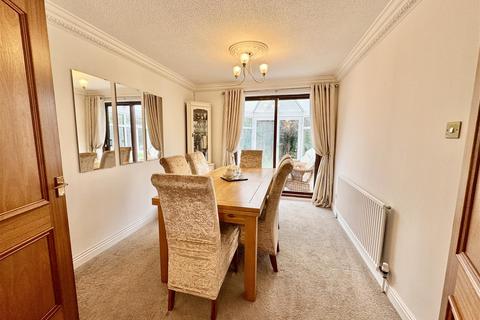 4 bedroom detached house for sale, Oaks Wood Drive, Darton, Barnsley