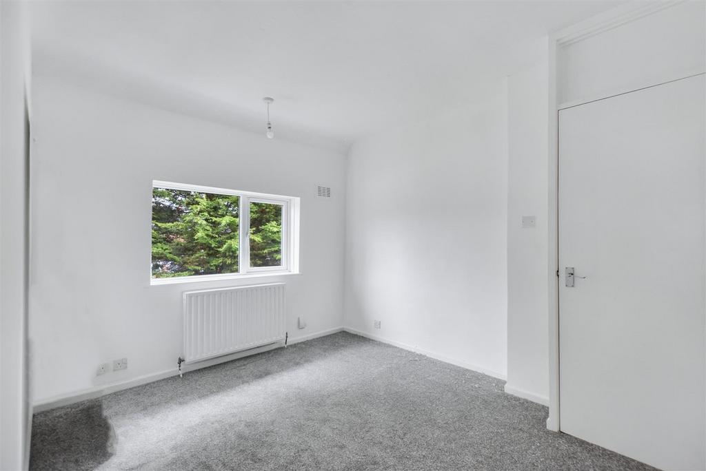 Bedroom 2 1.jpeg